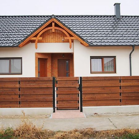 Hansag Vendeghaz Kapuvár 外观 照片